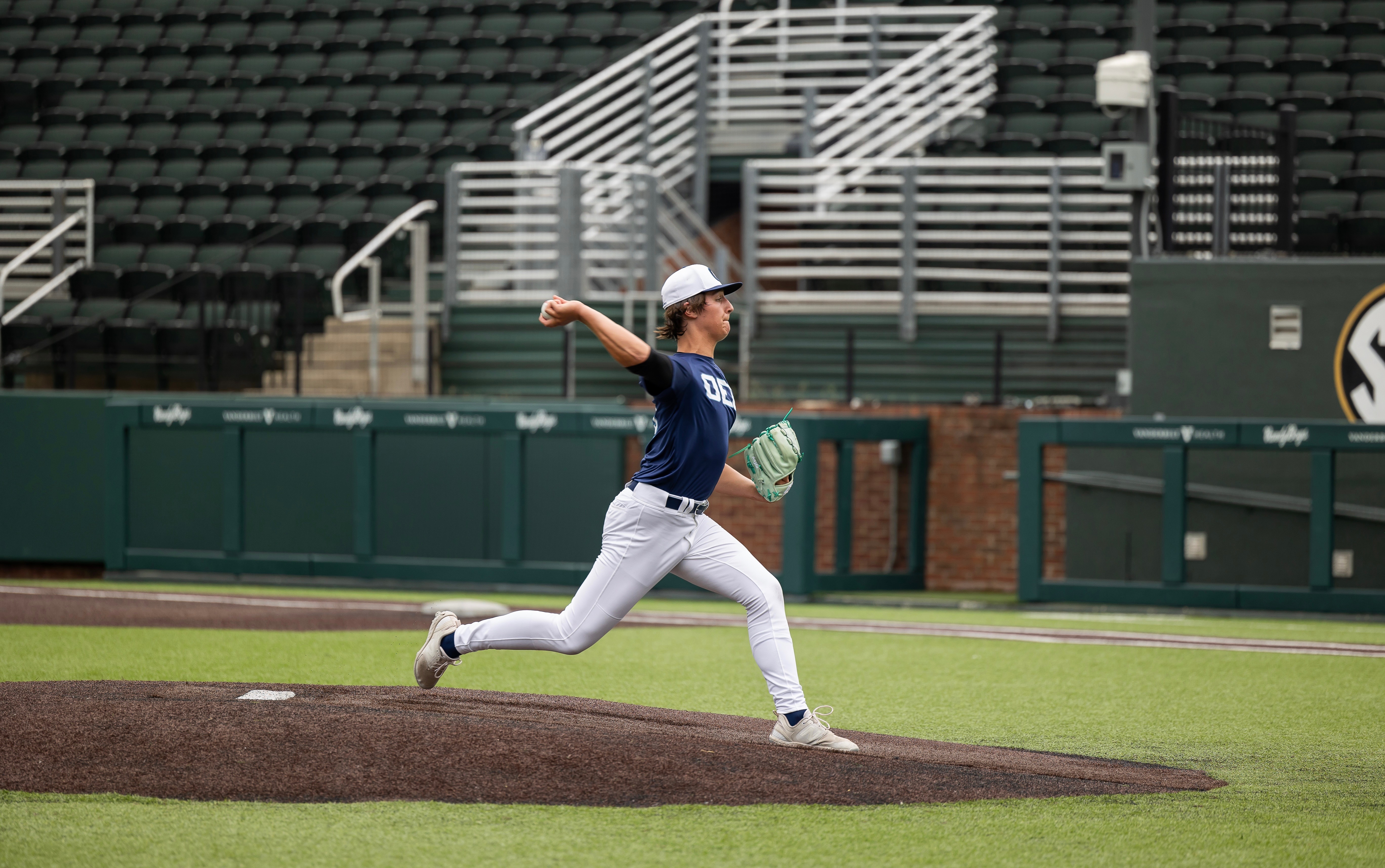 Check out the photos and videos of the baseball recruiting profile Crew Bellan